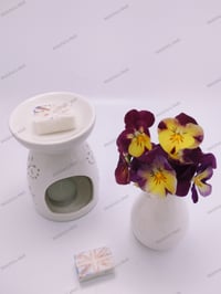 Image 3 of British Flag Wax Melt