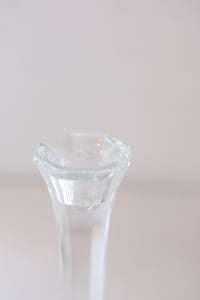 Image 4 of Paire de bougeoirs en cristal Avon
