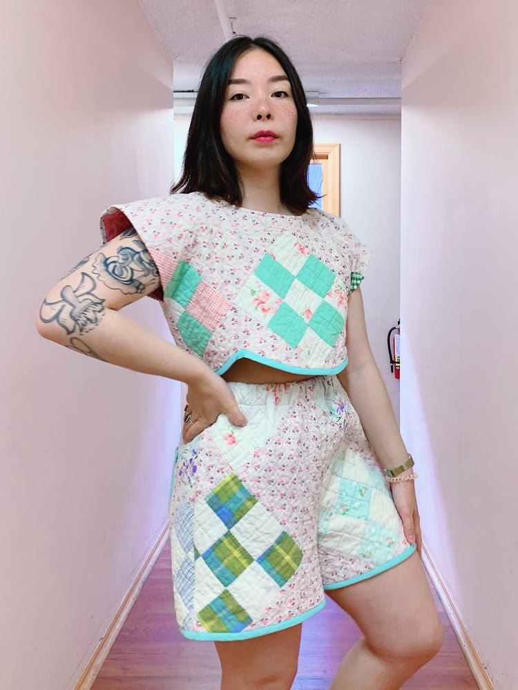Image of Quilt Crop Top & Shorts Set — Mint Scallop
