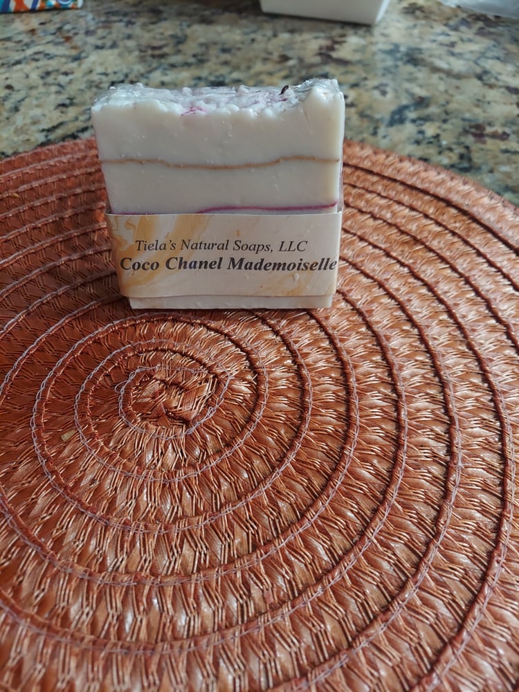 Image of Coco Mademoiselle W (type)