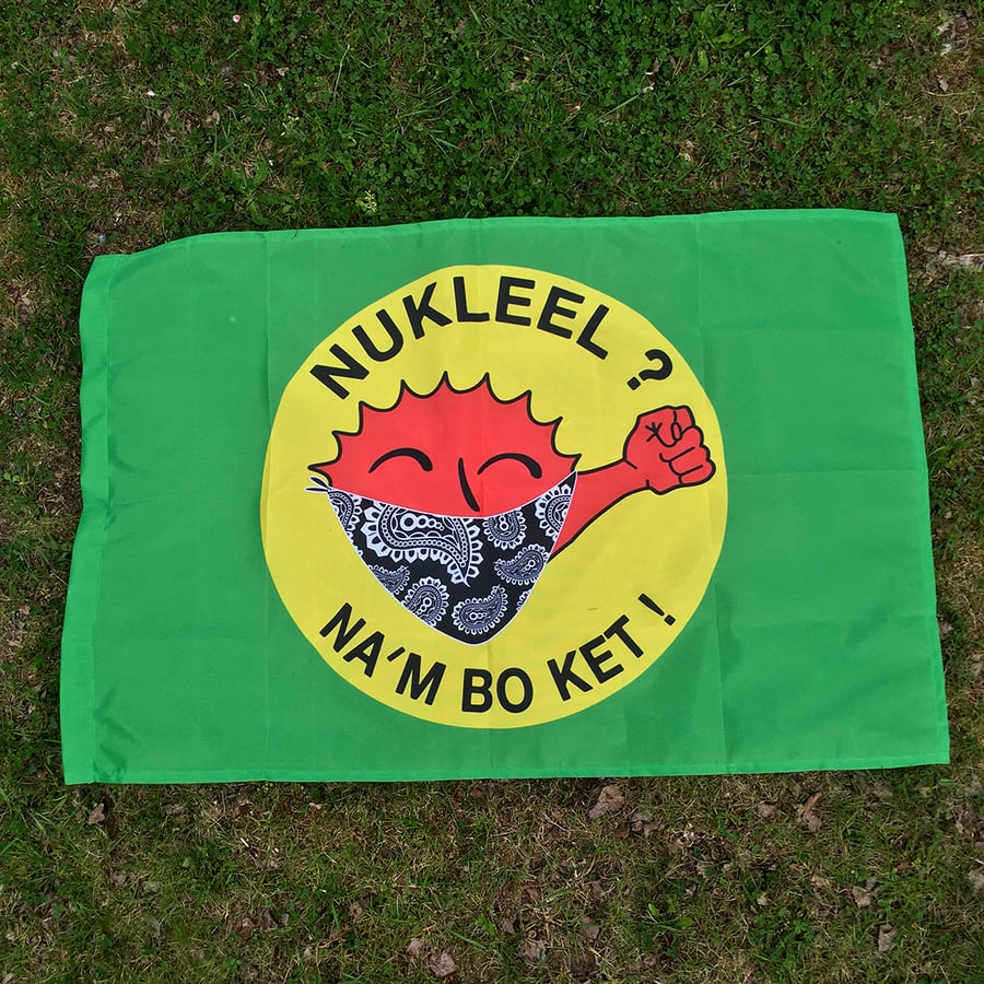 Image of Grand drapeau "NUKLEEL NA'M BO KET !" / Banniel bras "NUKLEEL NA'M BO KET !"