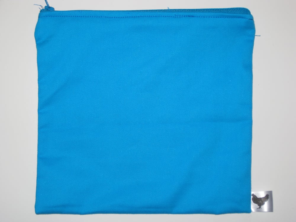 Image of Turquoise pouch (5G ready!)