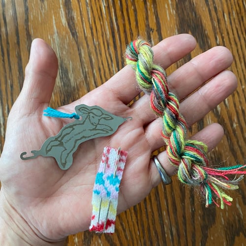 Image of Darning, Reapir, Make, Mend Book (English edition) by Hikaru Noguchi + Starter kit