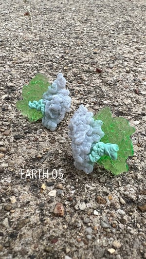 Image of to this EARTH (various stud)