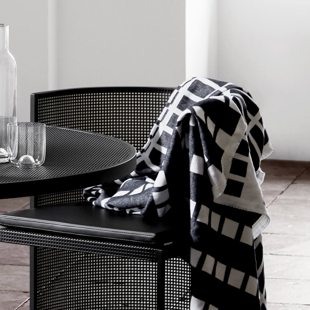 Image of Contemporary Throw Black/Off-White by Kristina Dam
