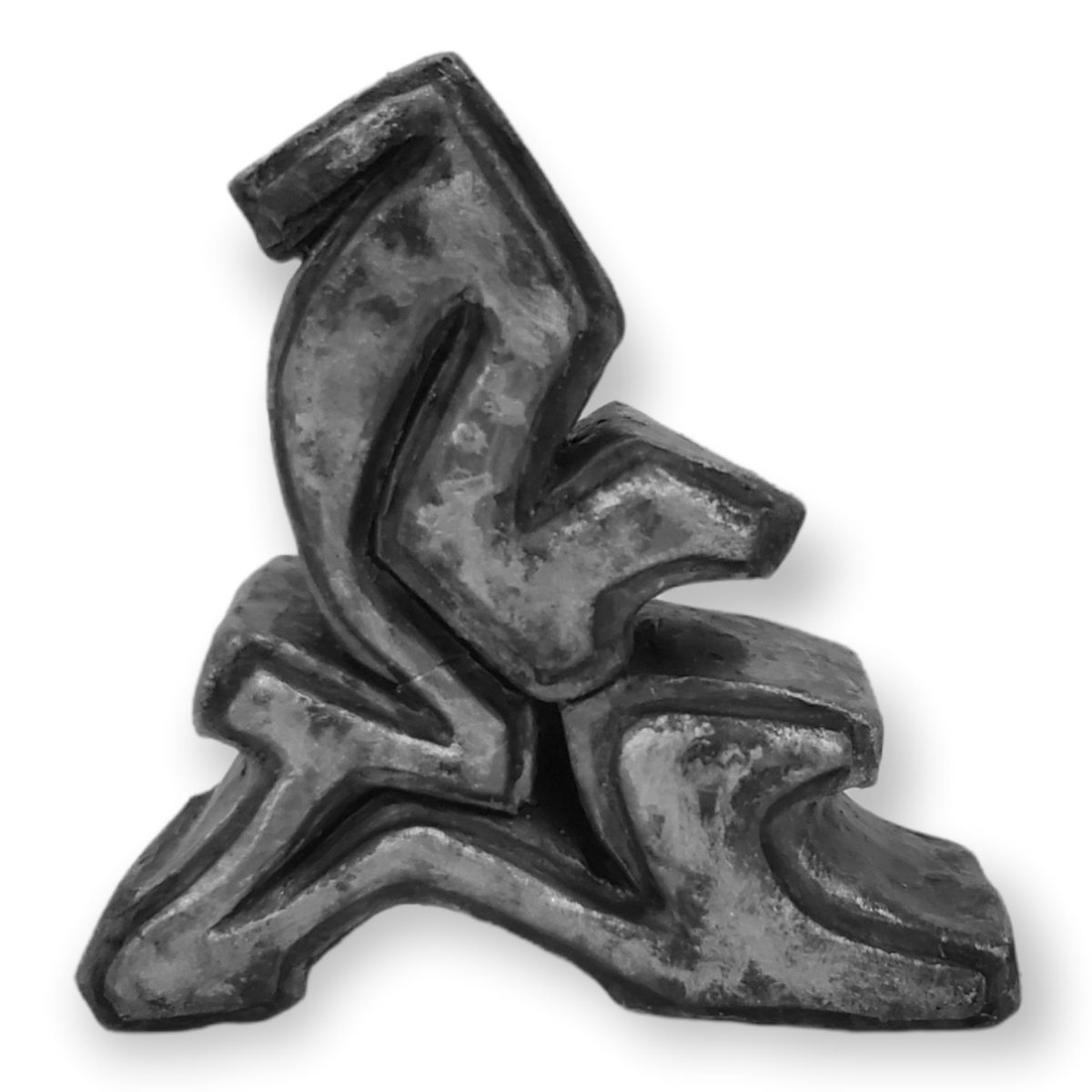 Image of Letter E Sculpt By Nemo
