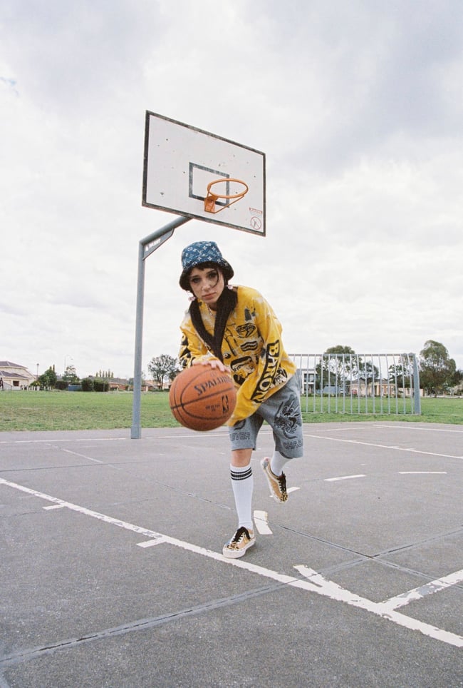 GOLDEN FLASH TIE DYE - MEDIUM