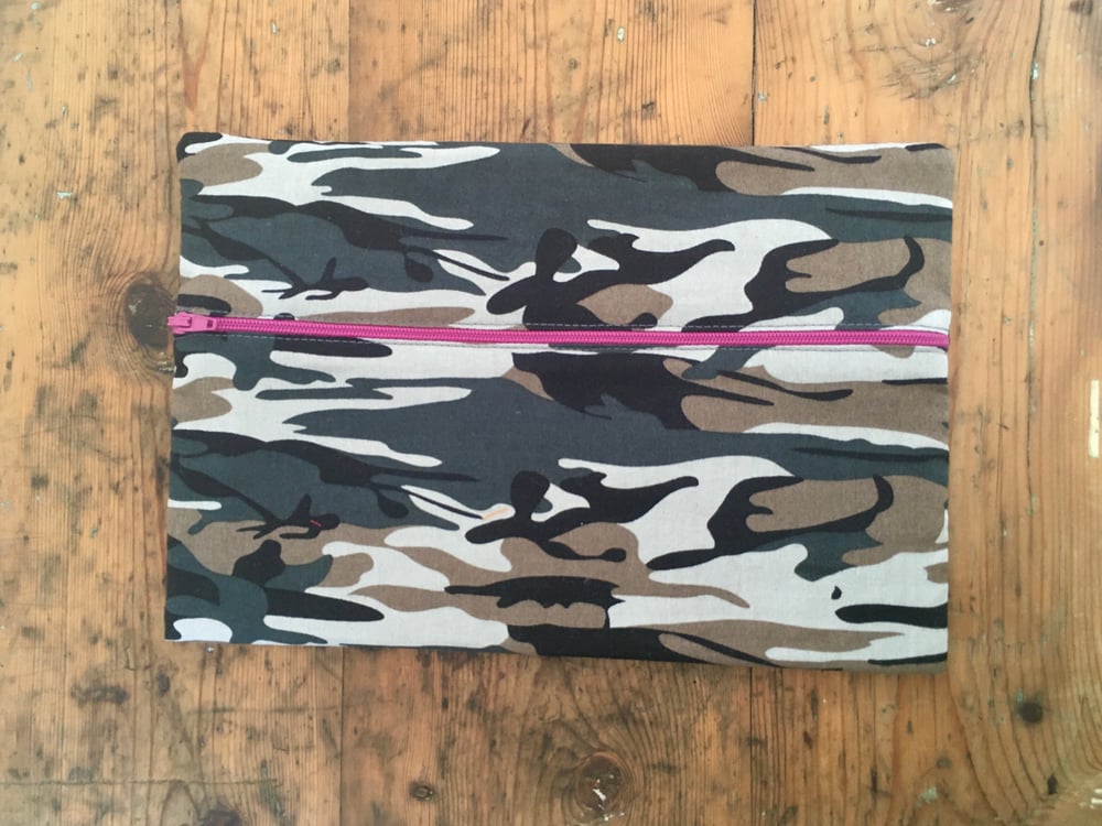 Image of Pochette Karin Camouflage - grand format
