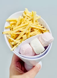 Image 5 of Chips and Dip Snack Container Detachable