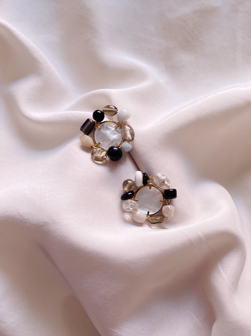Image of BOUCLES FLEURS MEDINA