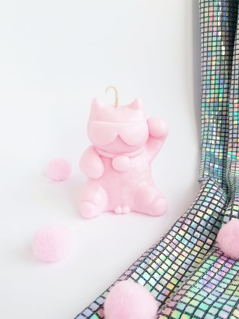 The Lucky Neko Candle Image 2