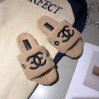 Image 2 of CC tan fur slides (Pre-Order)