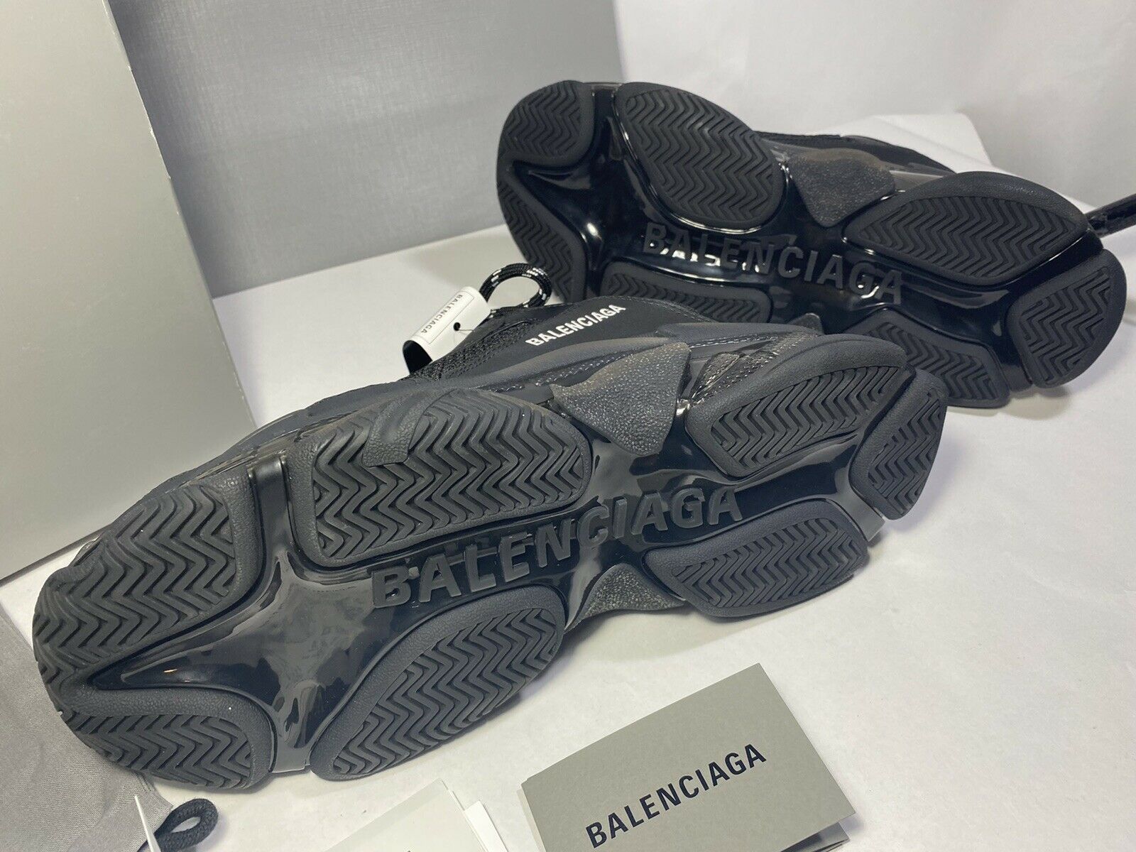 BALENCIAGA TRIPLE S SNEAKER CLEAR SOLE IN BLACK | Stylegangname