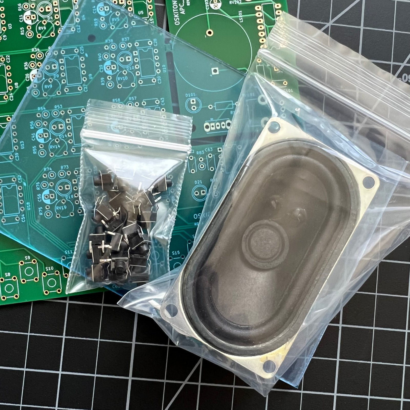 POLY555 Bare PCB | Oskitone