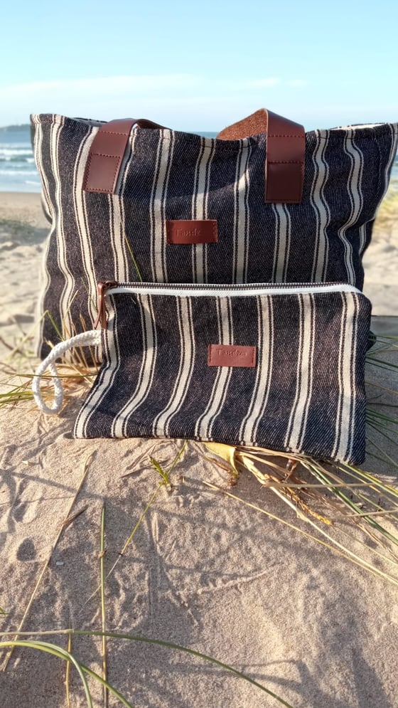 Image of NECESER XL San Guillén