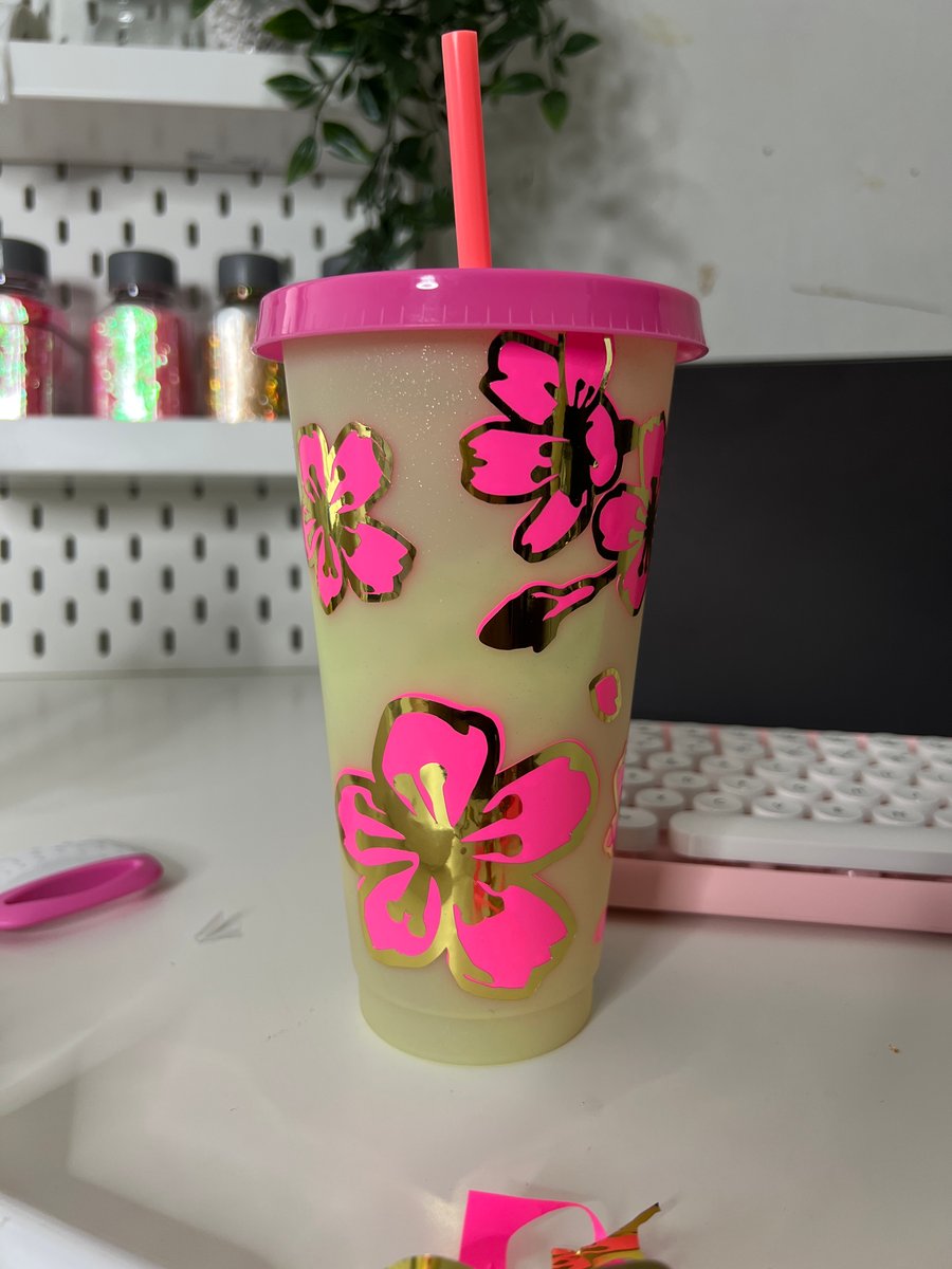24 Ounce Peony Cold Cup W/ Straw 