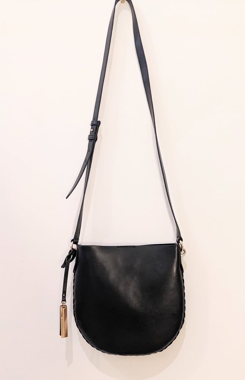 Vince camuto 2025 saddle bag