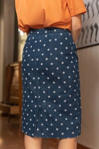 Image 4 of Gonna jeans ricamata