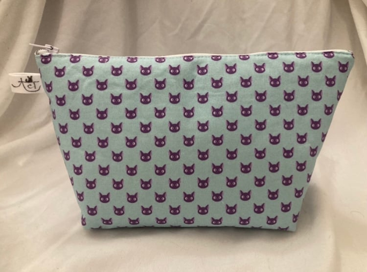 Image of Anime Cat Zipper Pouch