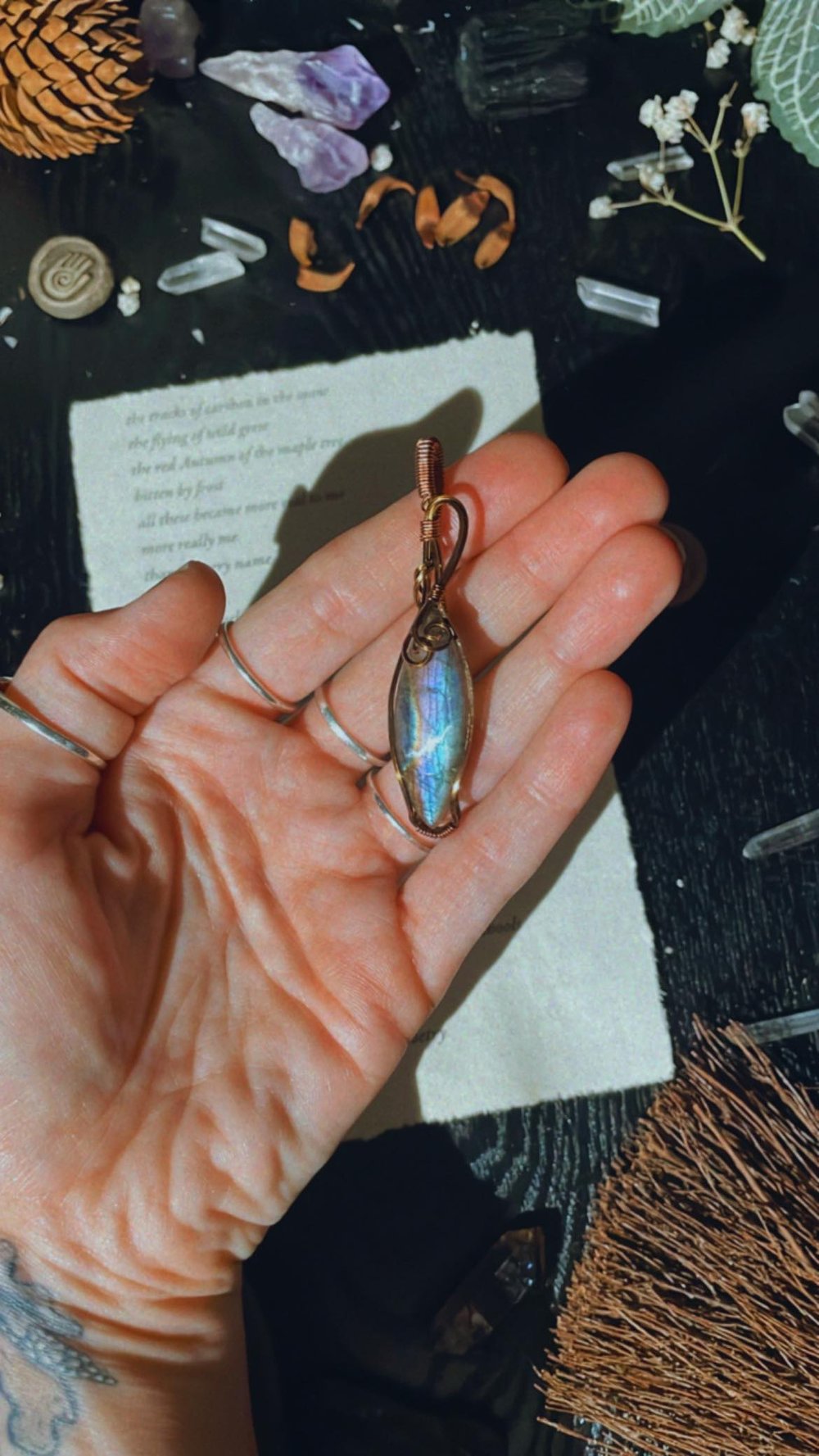 narrow multicolor labradorite necklace