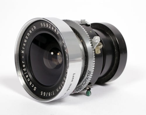 Image of Schneider Super Angulon 65mm F8 lens in Compur #00