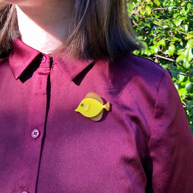 Itty Bitty Yellow Tang mini brooch