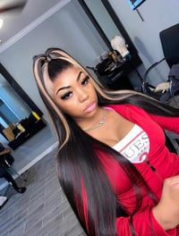 HD or Transparent Frontal lace wig 