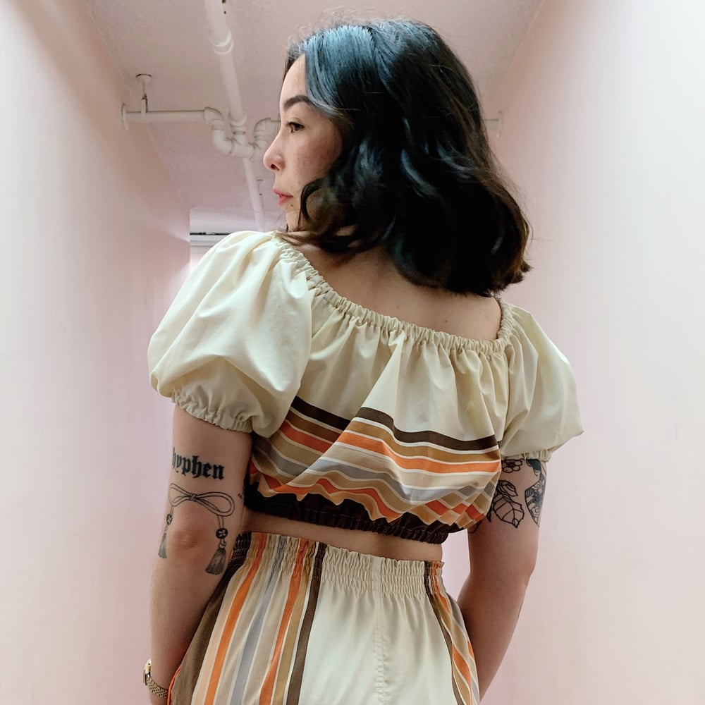 Image of Crop Puff Sleeve Top — 1970s Retro Stripes