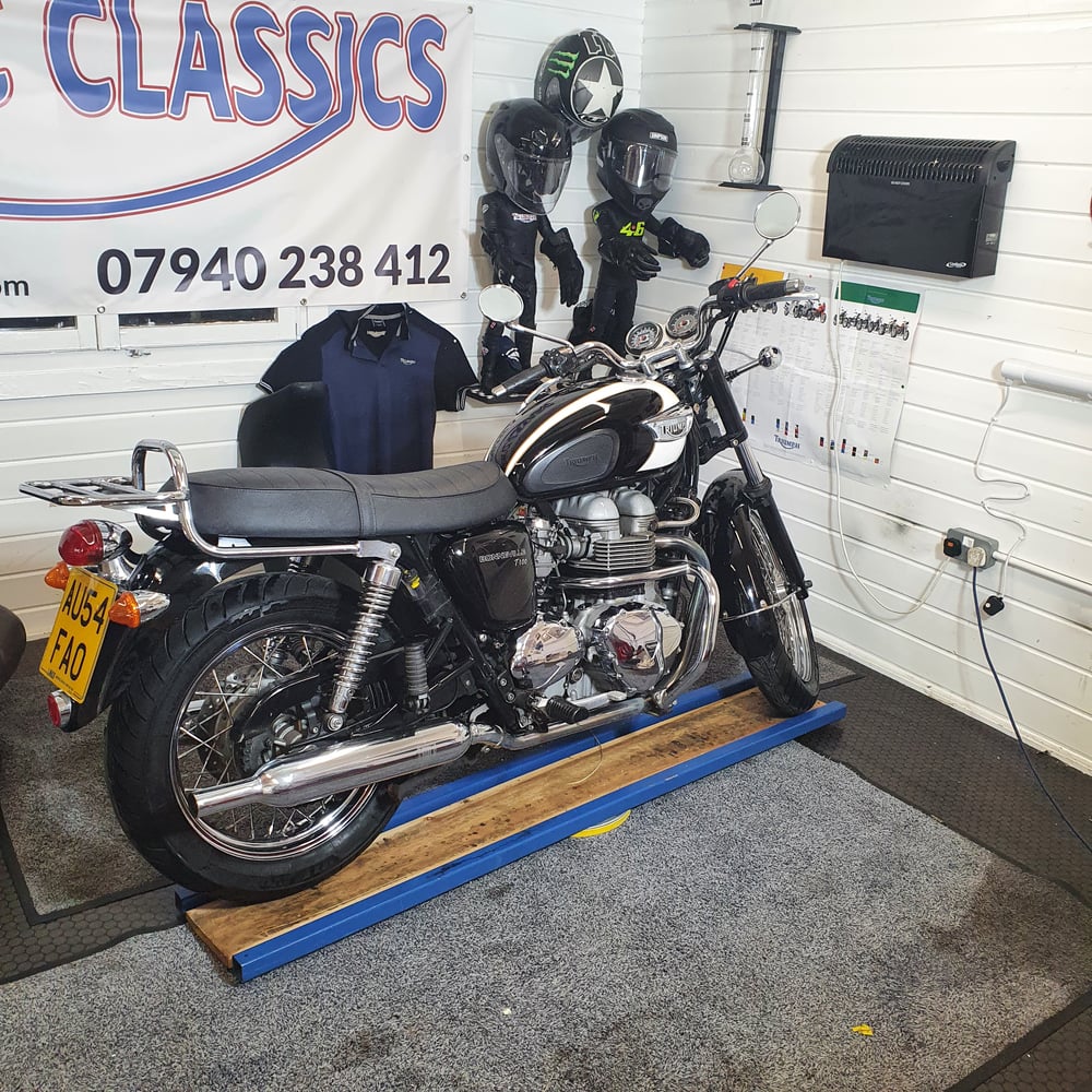 Triumph bonneville t100  865
