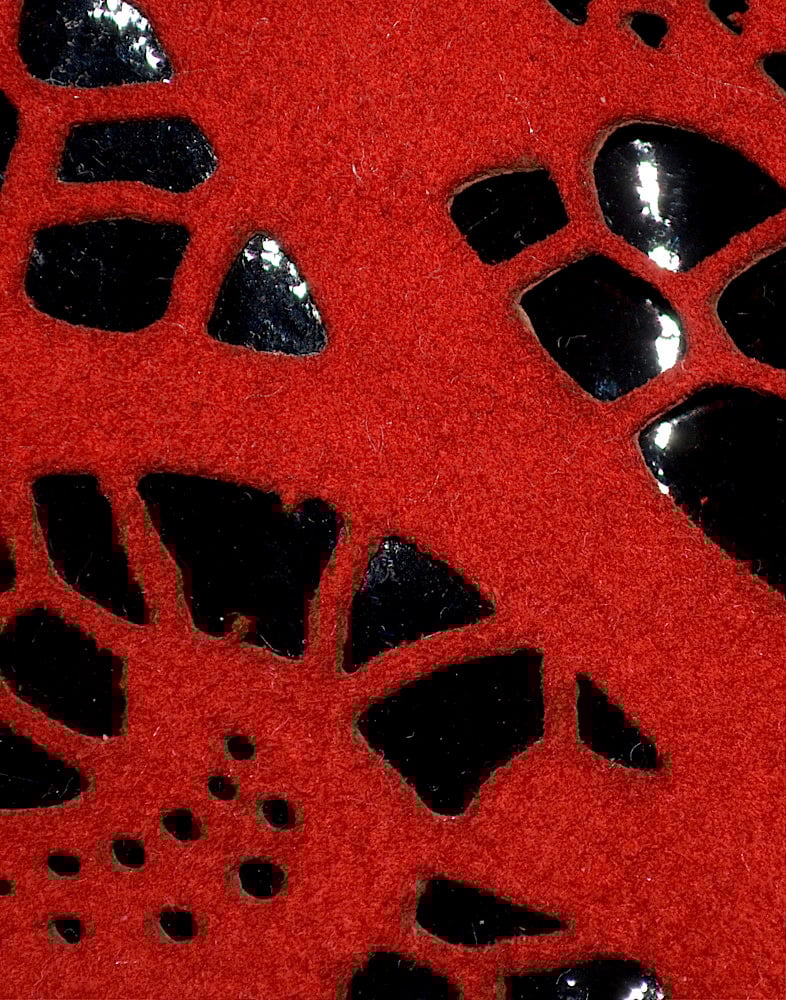 Image of TABOO -POSTURE COLLAR-