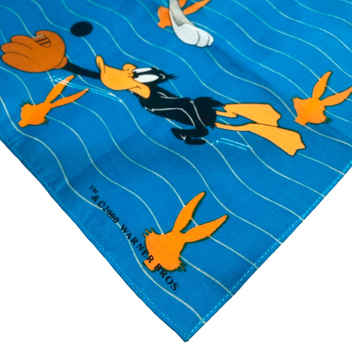 Vintage handkerchief Bugs Bunny & Daffy duck