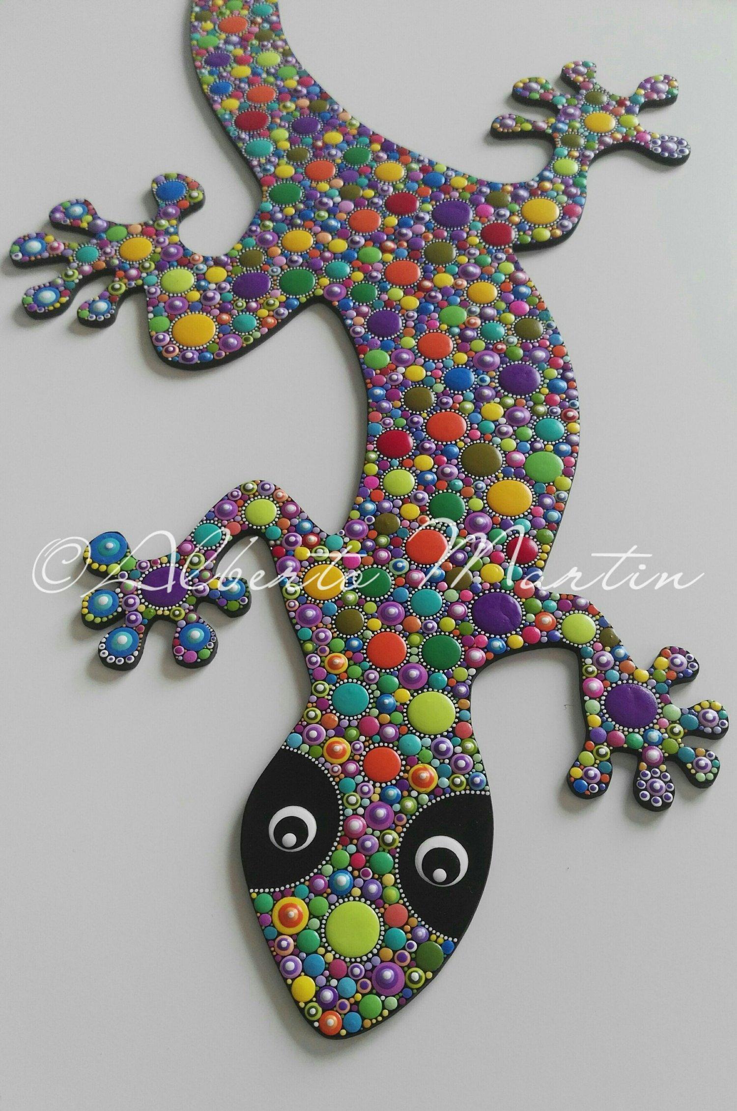 Image of Lizard - Gecko 10/ dot art mdf/ handpainted/ Gift ideas/ by Alberto Martin