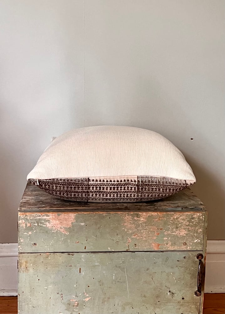 Image of FRINGED INDIAN WOOL PILLOW 20"X20"