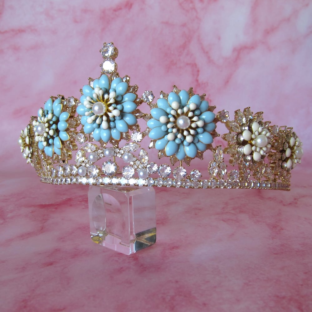 Image of Waltz of the Blooms tiara