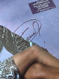 Image 2 of Dionne Warwick Heartbreaker Signed Vinyl