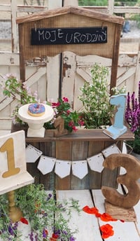 Image 3 of  Stand set 1  Chalkboard and 2 wooden garlands 