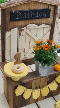 Image 3 of  Stand set 2 : Chalkboard and 2 wooden garlands 