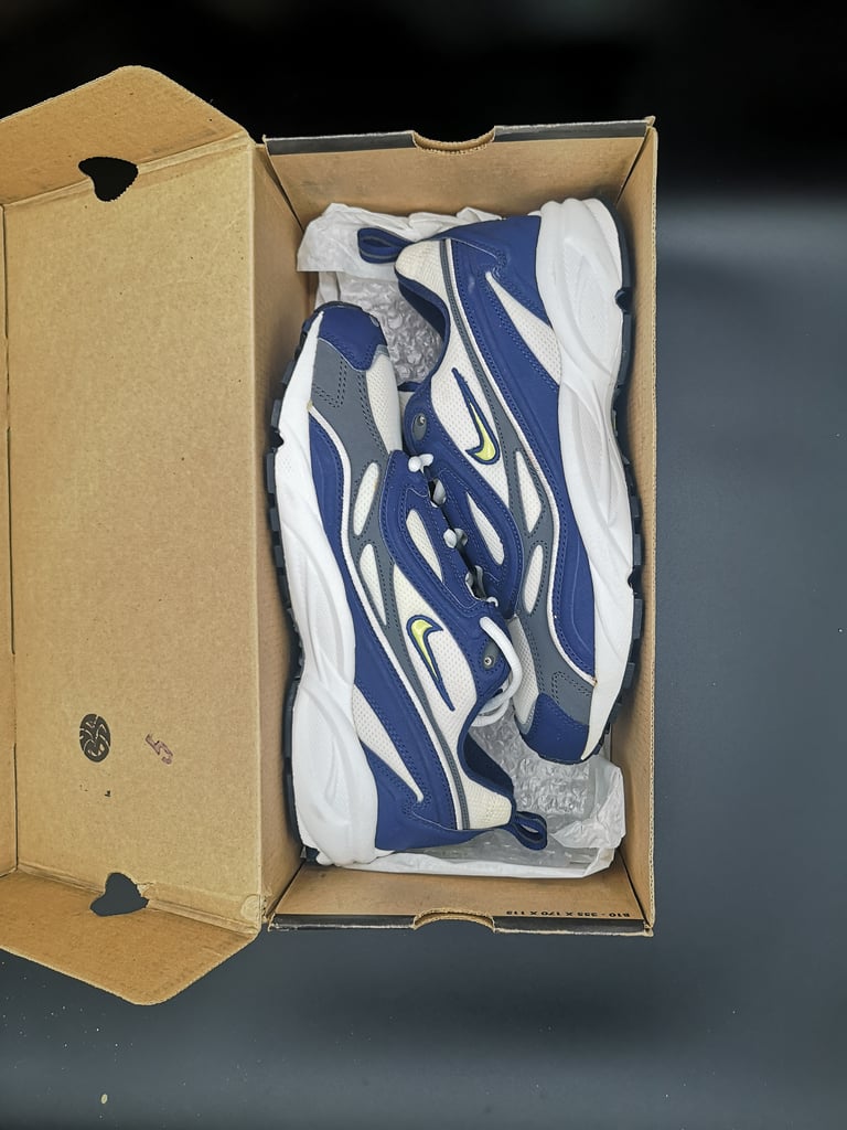 NIKE AIR RECKON SIZE 9US 42.5EUR Image 4