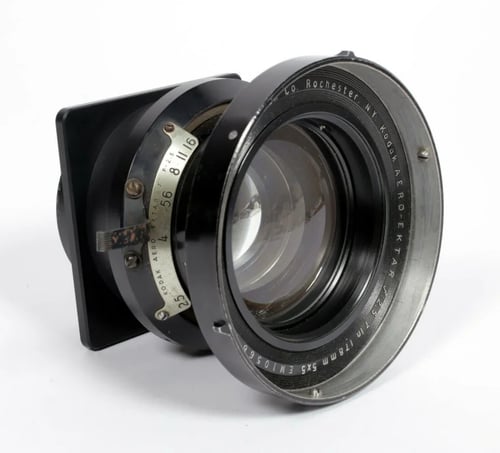 Image of Kodak Aero Ektar 178mm F2.5 Accessories (cap/shade/graflex lens board)