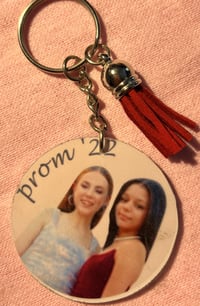 Image 1 of CUSTOMIZED KEYCHAINS!