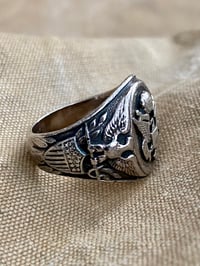 Image 2 of WW2 US ARMY VETERAN STERLING SILVER RING