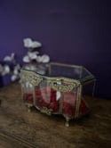Exceptionnel grand coffre/ reliquaire en verre biseauté, XIXème siècle 