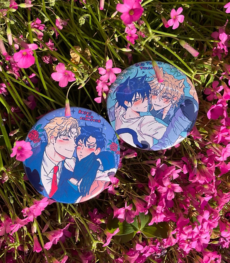 Image of Roses and Champagne x Low Tide in Twilight Large Badges 