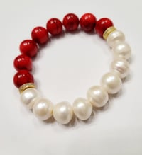 Image 2 of Nine Pearls Bracelet 