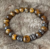Image 3 of Tiger Eye Me Please