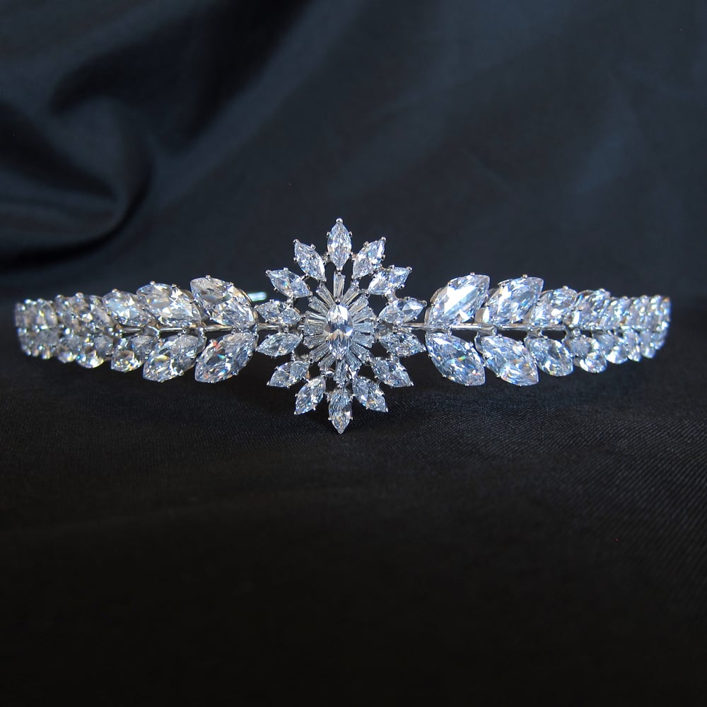 Image of Arabesque tiara