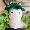 ghostie w/ frog hat