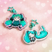 M*ku Charms