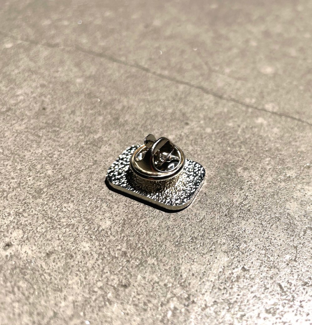 DOWNER ROCK PIN ••• LTD ENAMEL PIN SERIES (FREE SHIPPING WITH OTHERS)