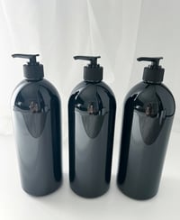 Image 3 of Blank 1L Pump Bottle